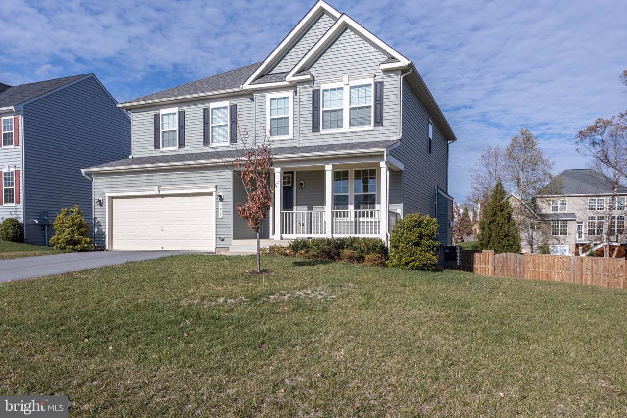 397 Lynnehaven Drive - Photo 1