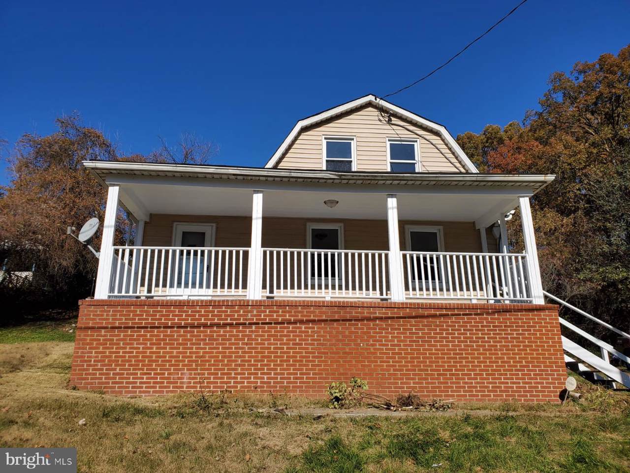 128 American Avenue - Photo 1