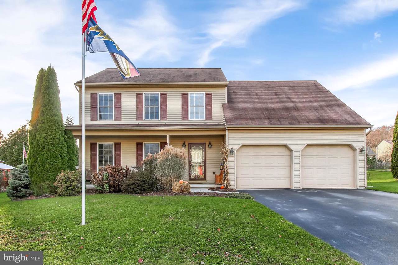 360 Silver Maple Court - Photo 1