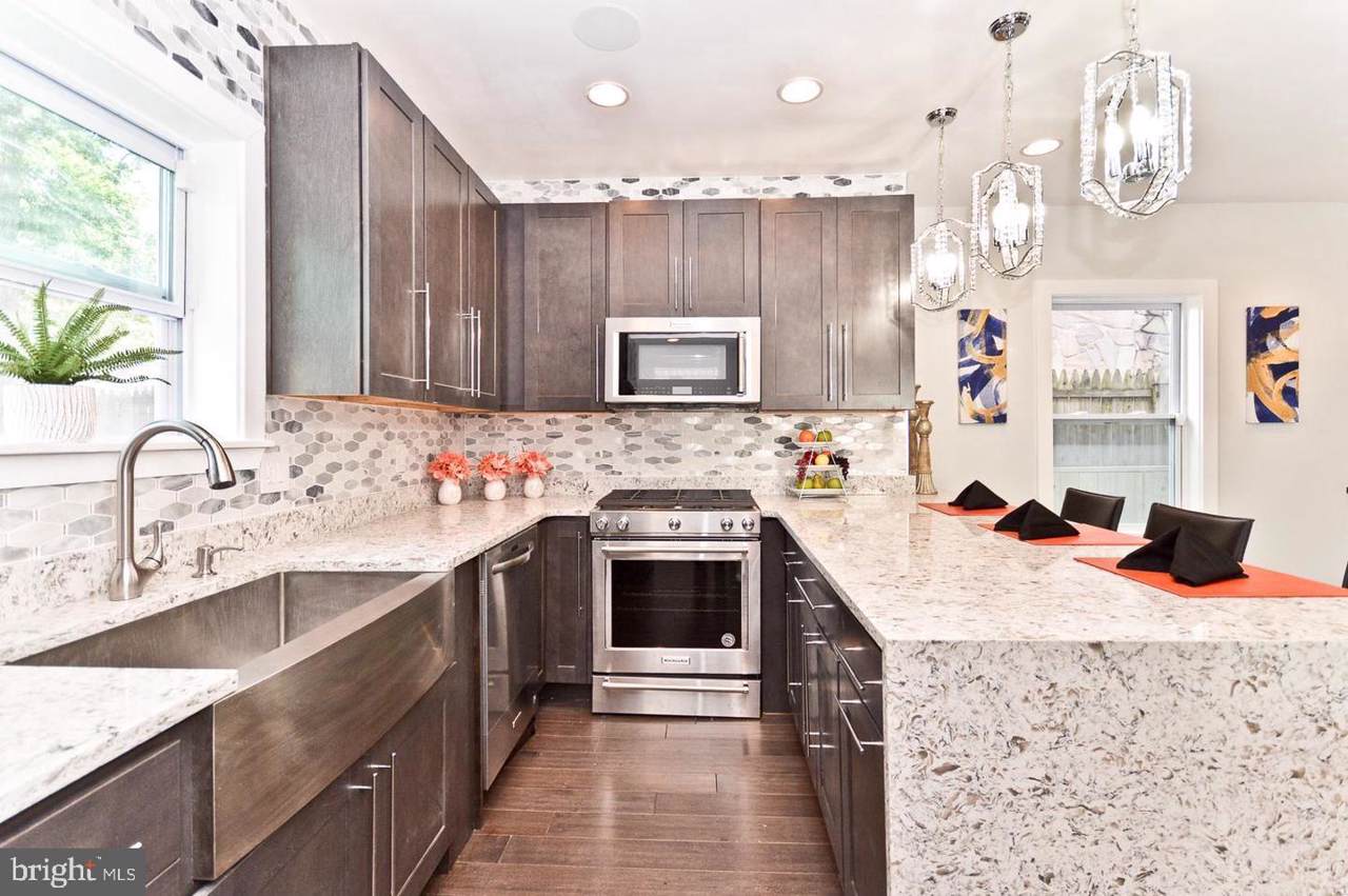 902 Rittenhouse Street - Photo 1