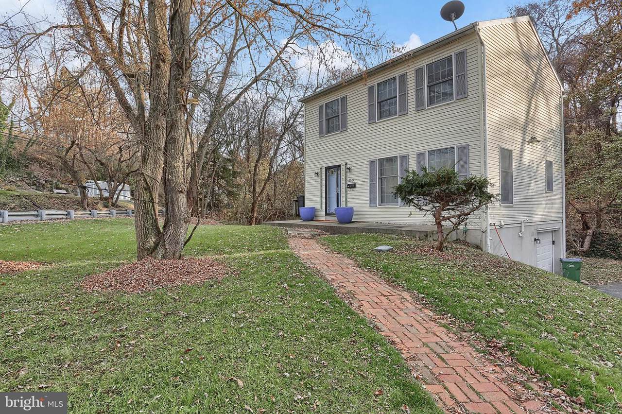2029 Edgemont Road - Photo 1