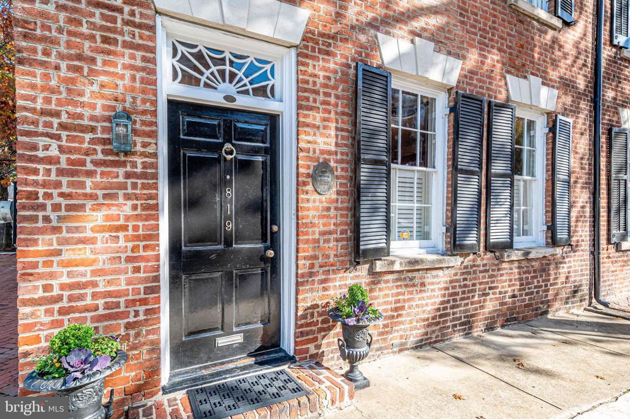 819 Prince Street - Photo 1