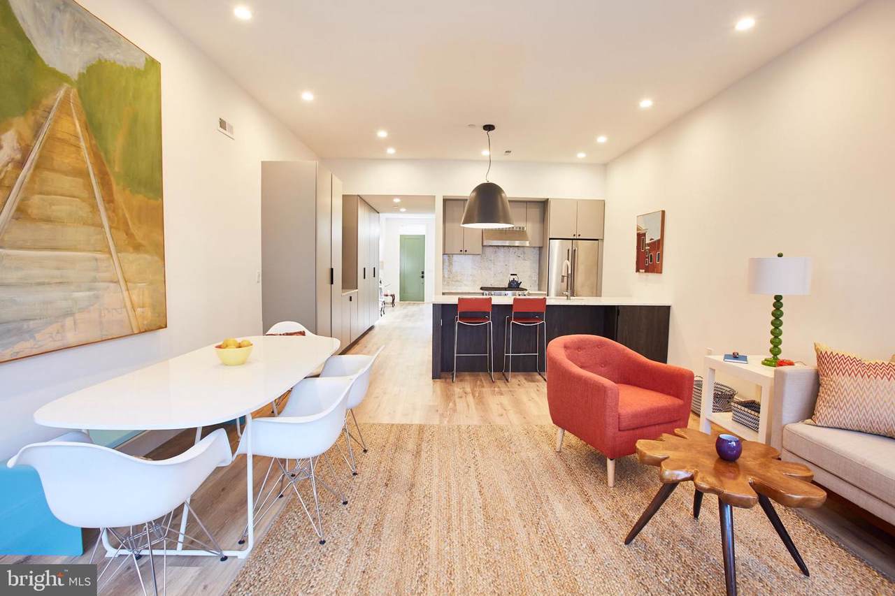 1529 Montgomery Avenue - Photo 1