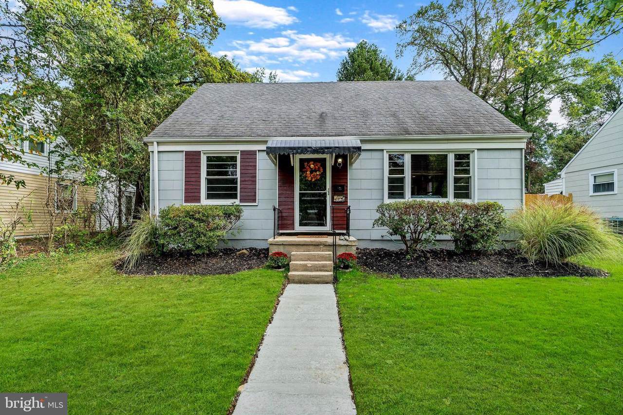 739 Leafydale Terrace - Photo 1