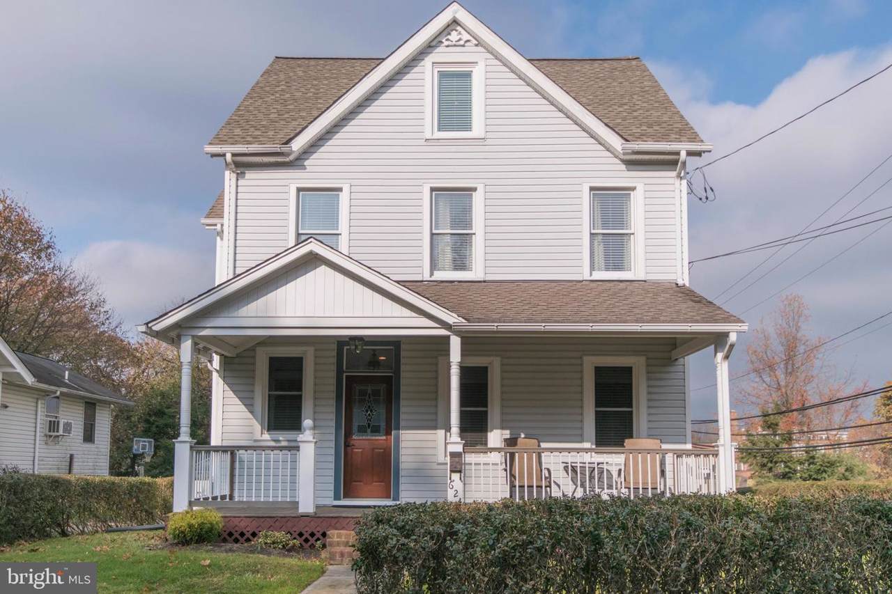 624 Summit Avenue - Photo 1