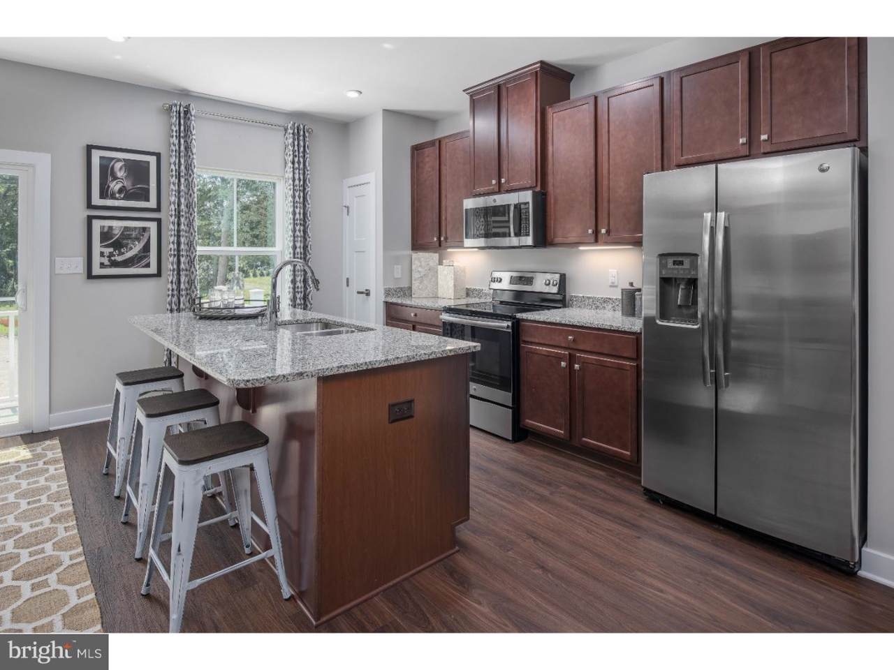 101 Holywell Drive - Photo 1