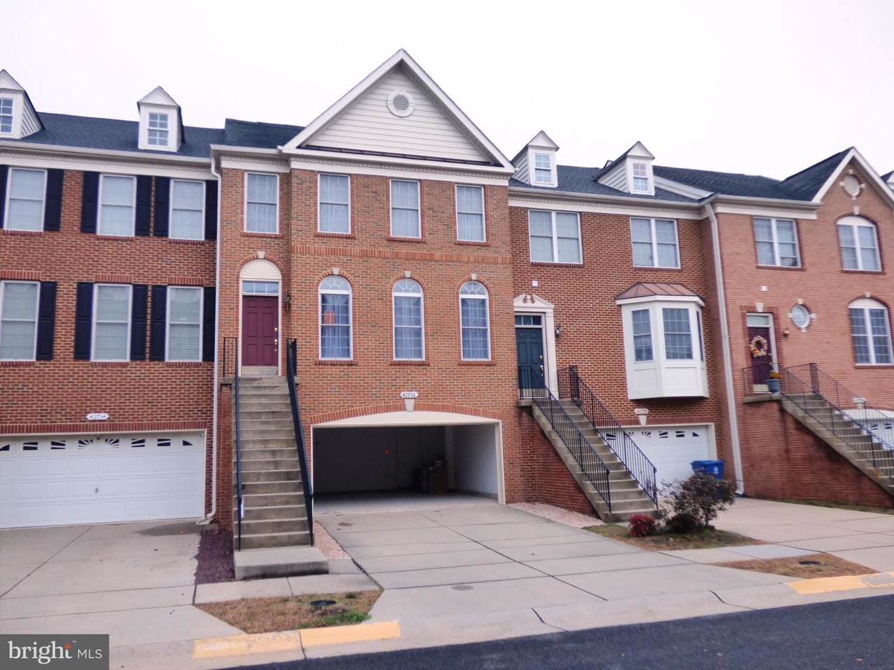 42756 Locklear Terrace - Photo 1