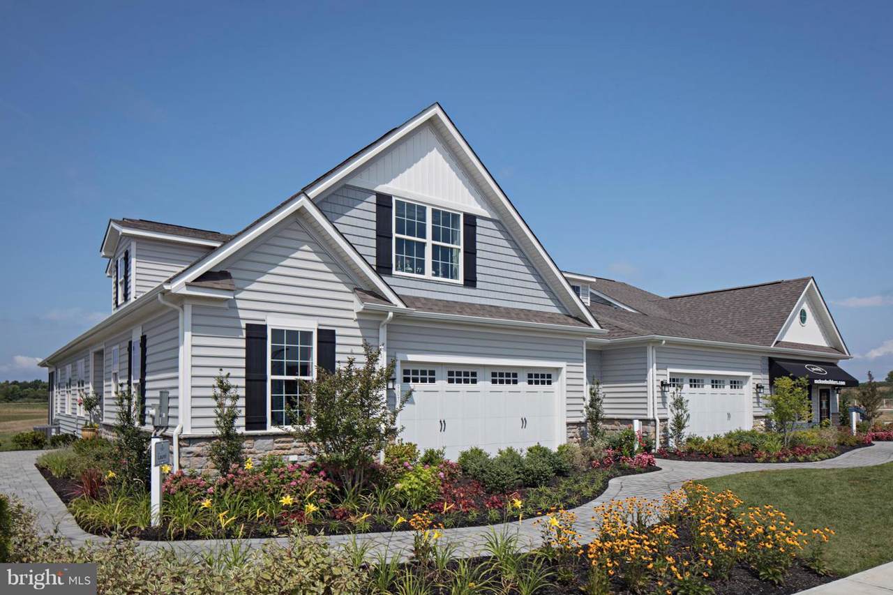 907 Moorings Circle - Photo 1