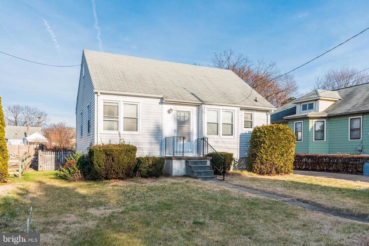 1222 Spring Avenue - Photo 1