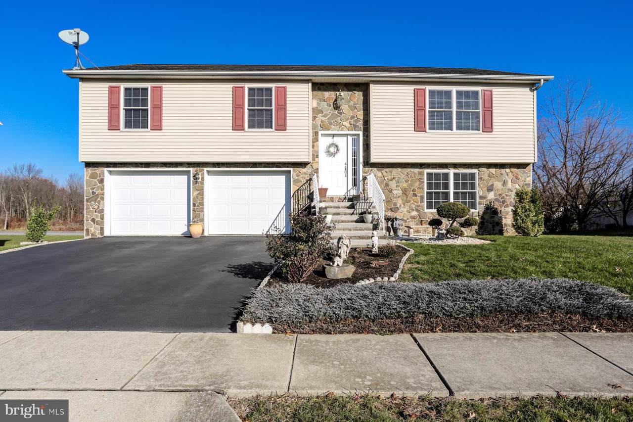 104 Sgrignoli Lane - Photo 1