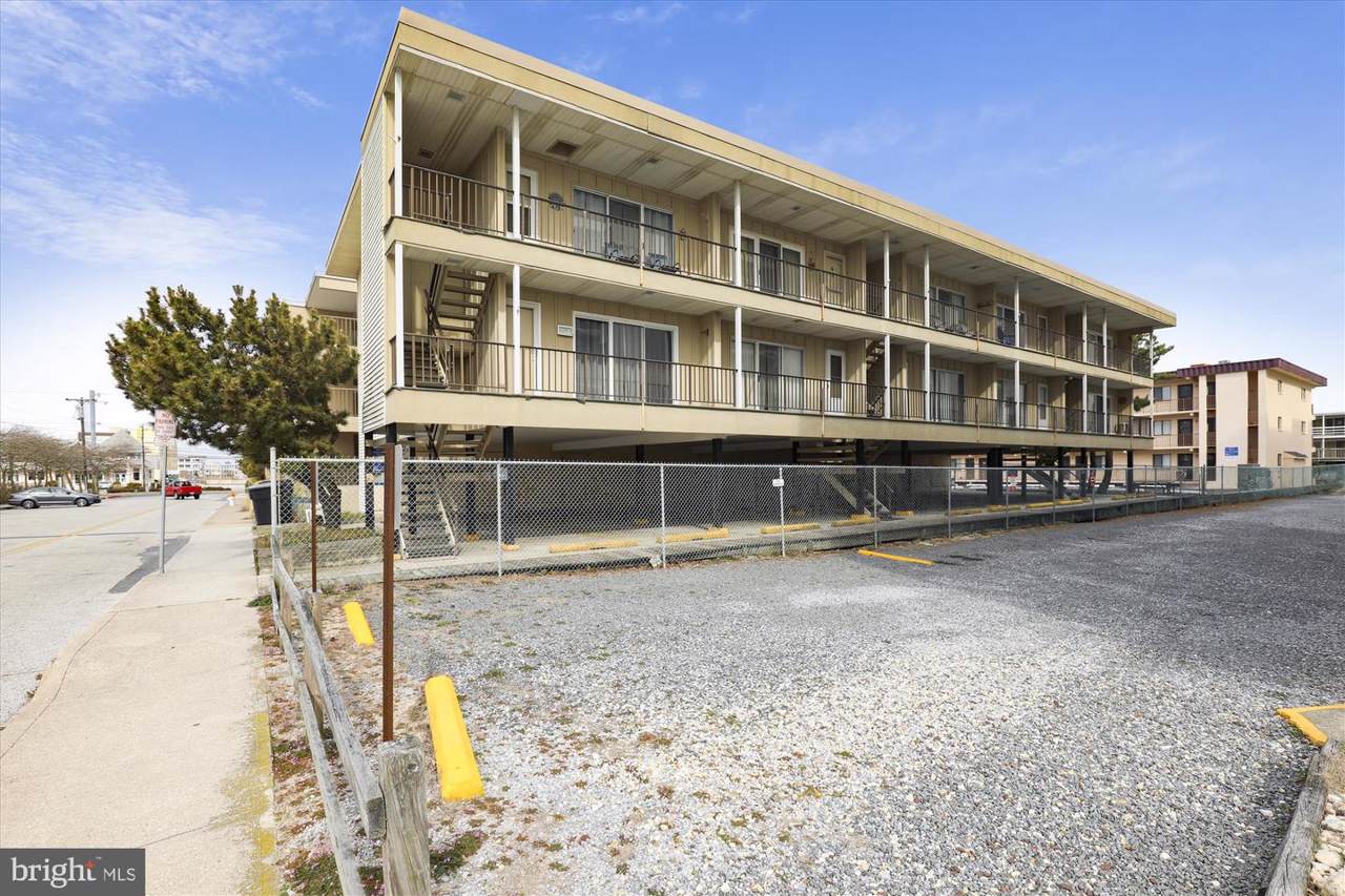10 68TH Street - Photo 1