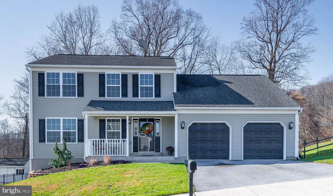 304 Longview Drive - Photo 1
