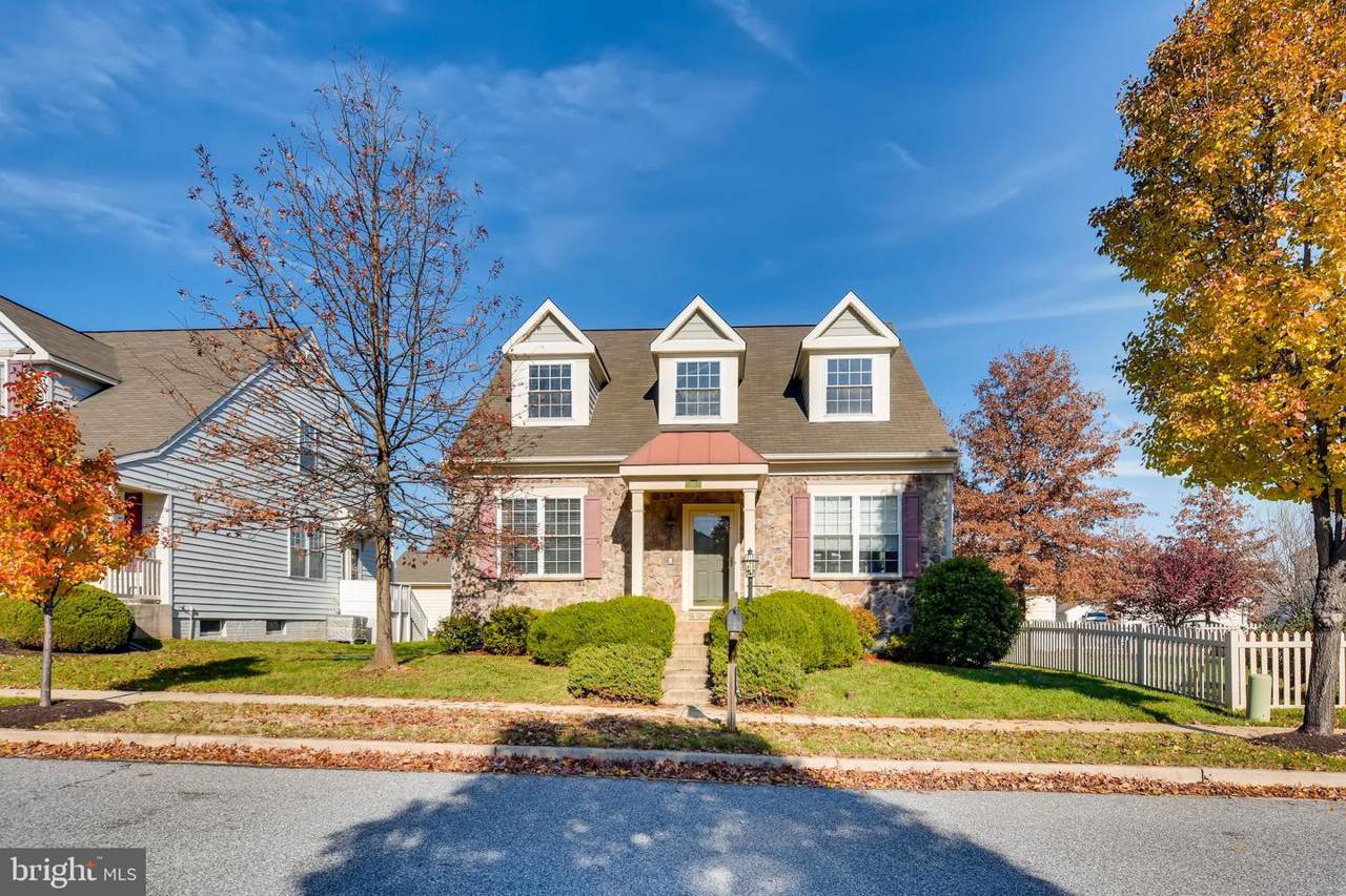 104 Seamaster Road - Photo 1