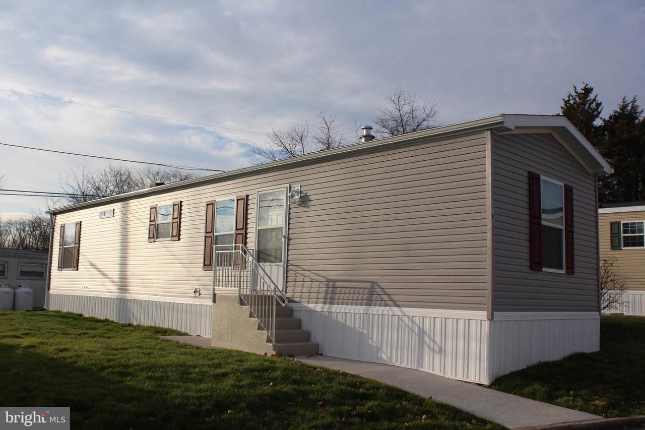103 Ronald Avenue - Photo 1