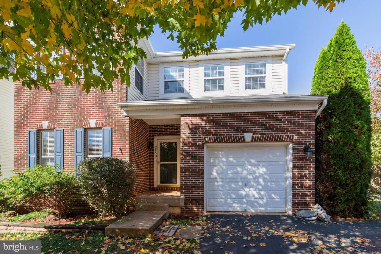 2160 Cottonwood Lane - Photo 1