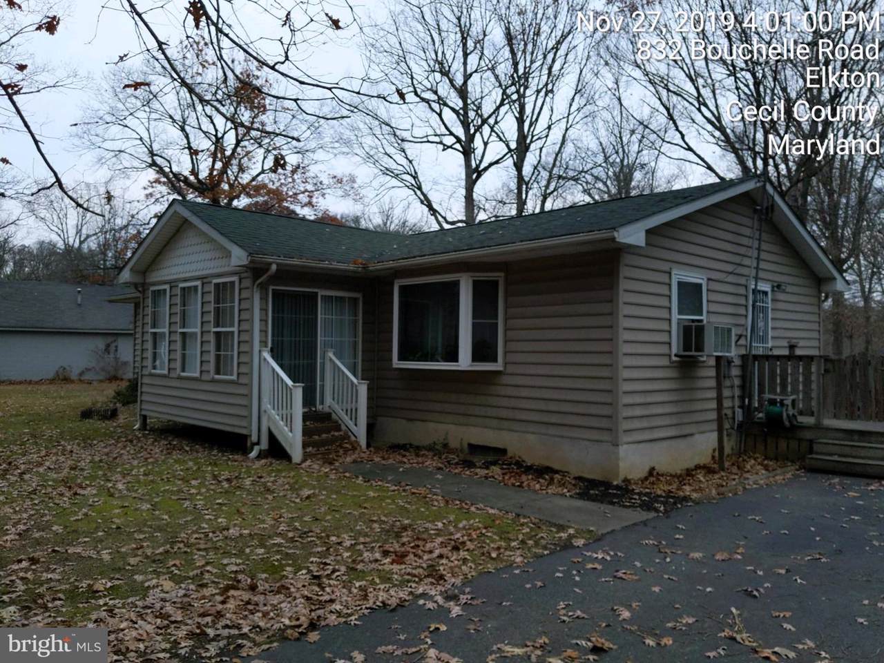 832 Bouchelle Road - Photo 1