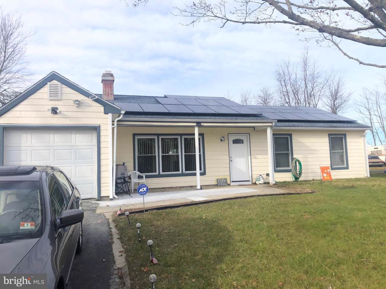 18 Ivy Lane - Photo 1