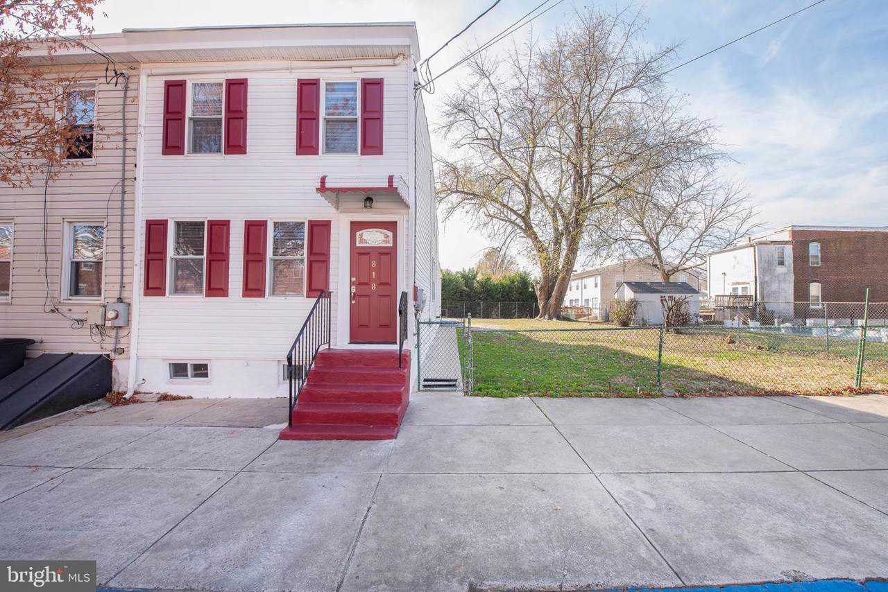 818 Clayton Street - Photo 1
