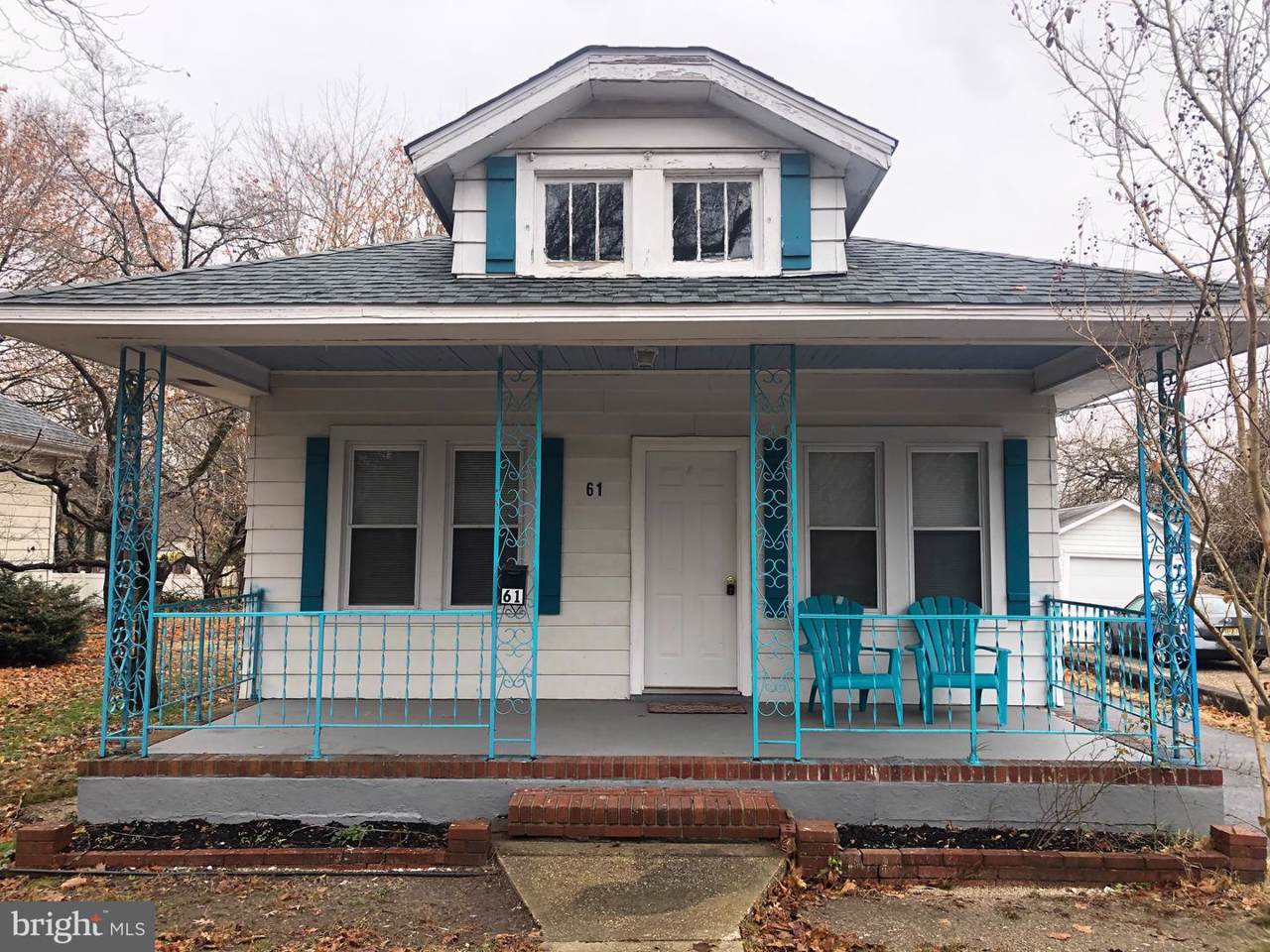 61 Evelyn Avenue - Photo 1