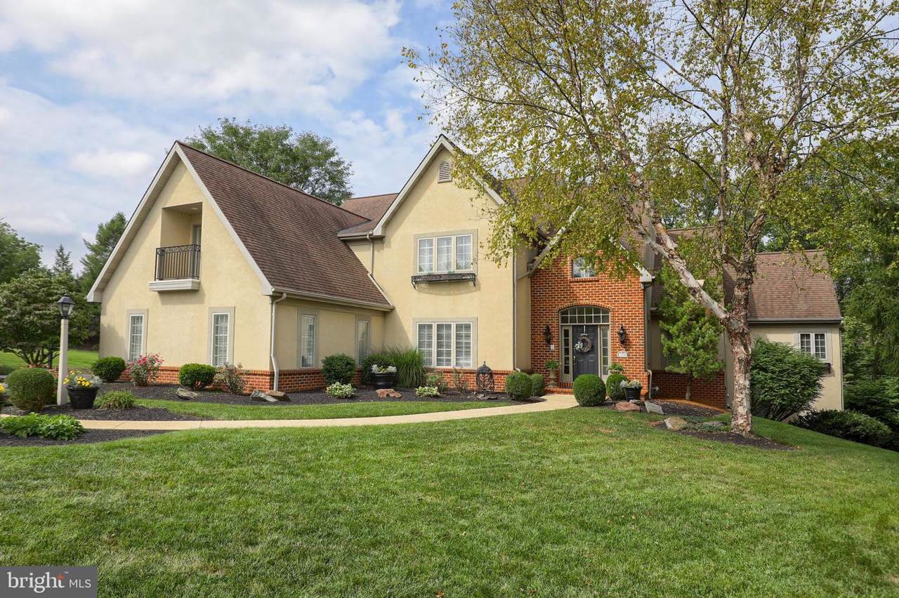 150 Canterbury Turn - Photo 1