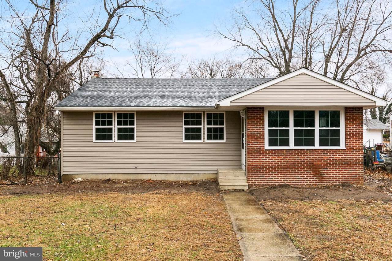 1655 Athens Avenue - Photo 1