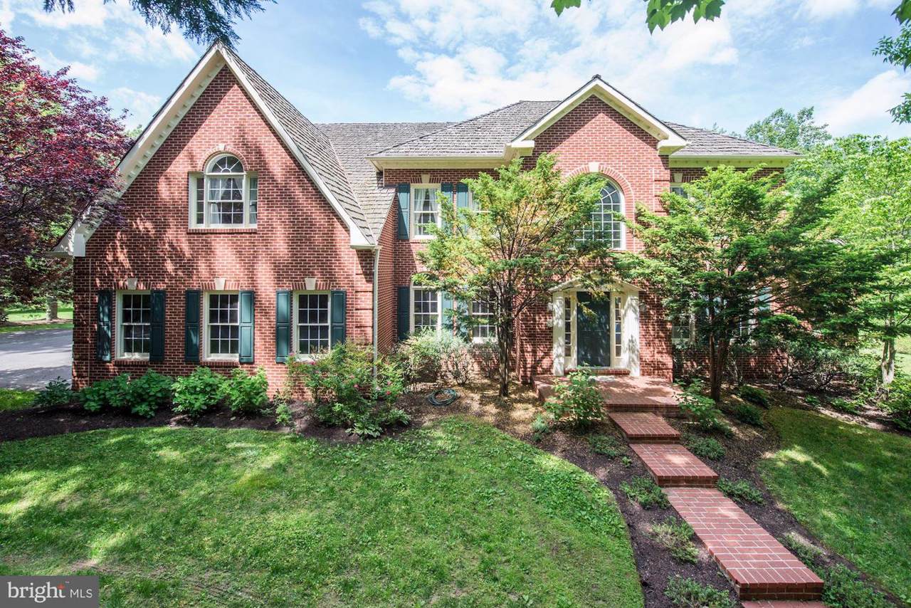 1506 Hardwood Lane - Photo 1