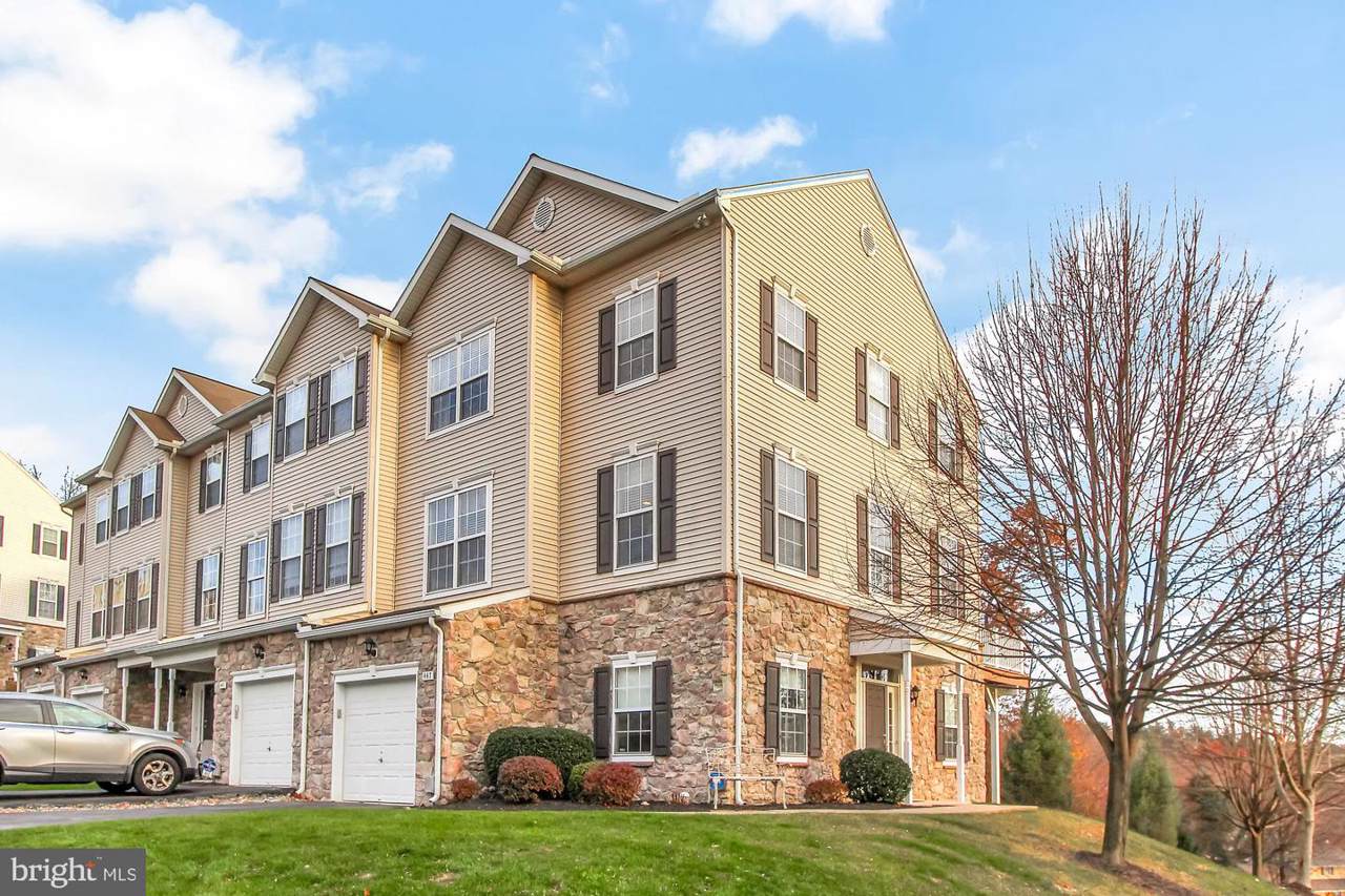 447 Marion Road - Photo 1