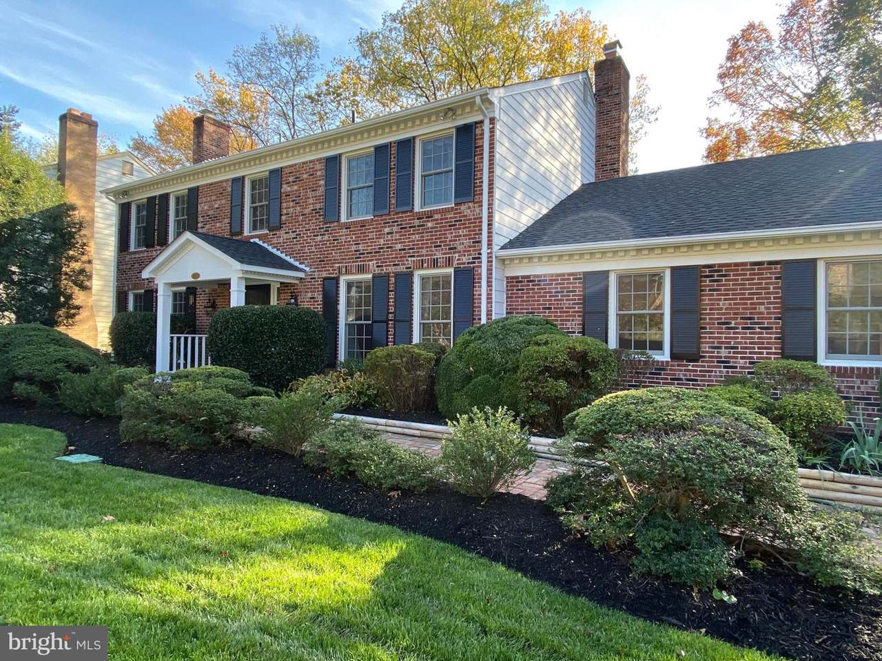 3813 Ivanhoe Lane - Photo 1