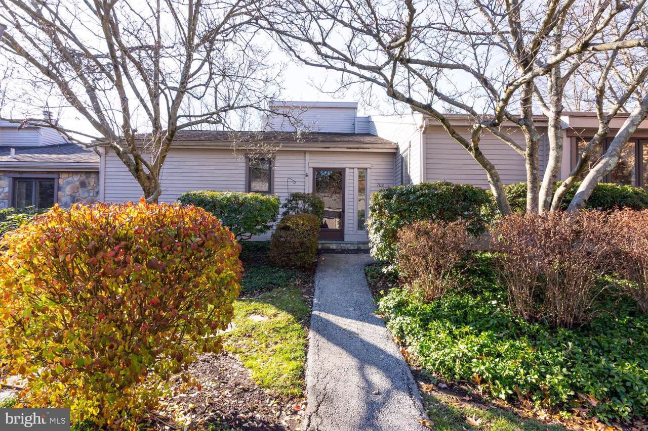 702 Inverness Drive - Photo 1