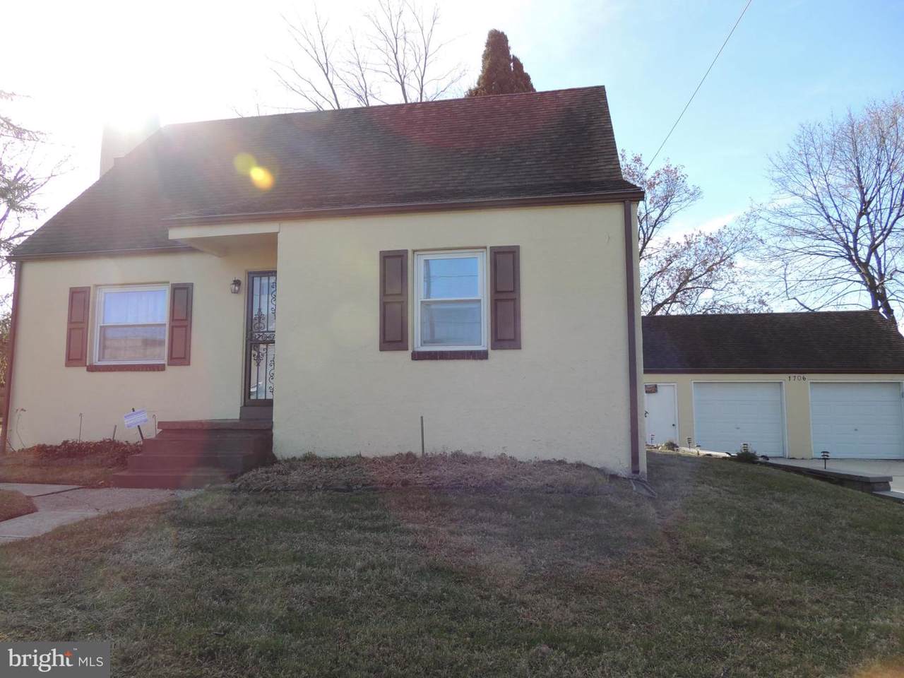 1706 School Lane - Photo 1