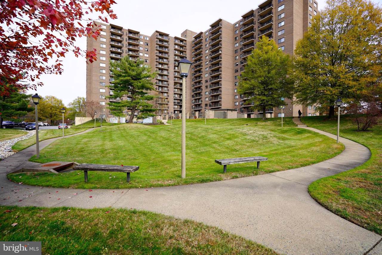 200 Pickett Street - Photo 1