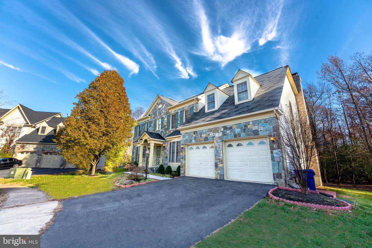 3025 Dahoon Court - Photo 1