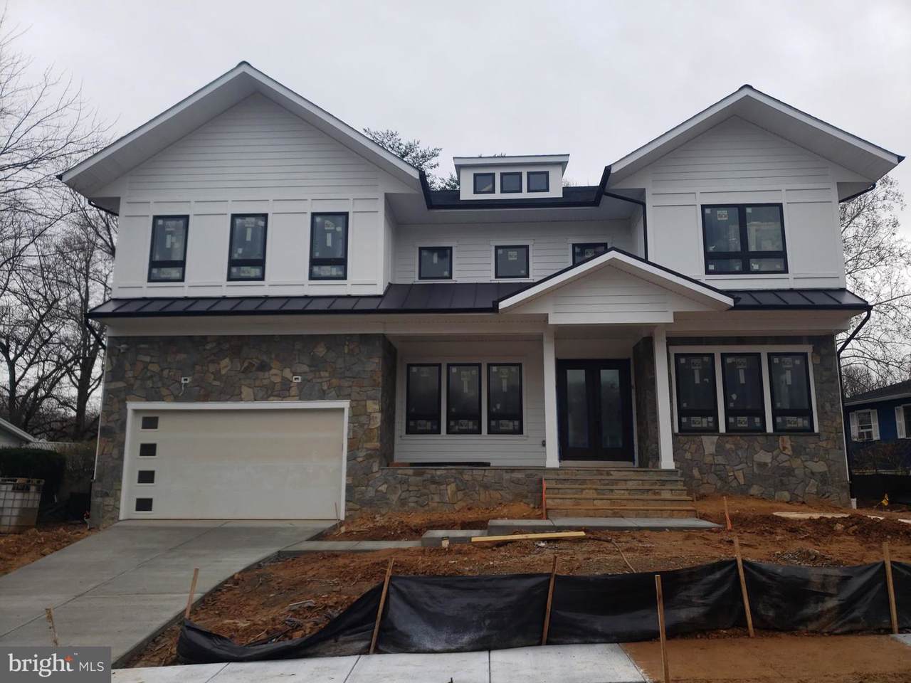 408 Yeonas Drive - Photo 1