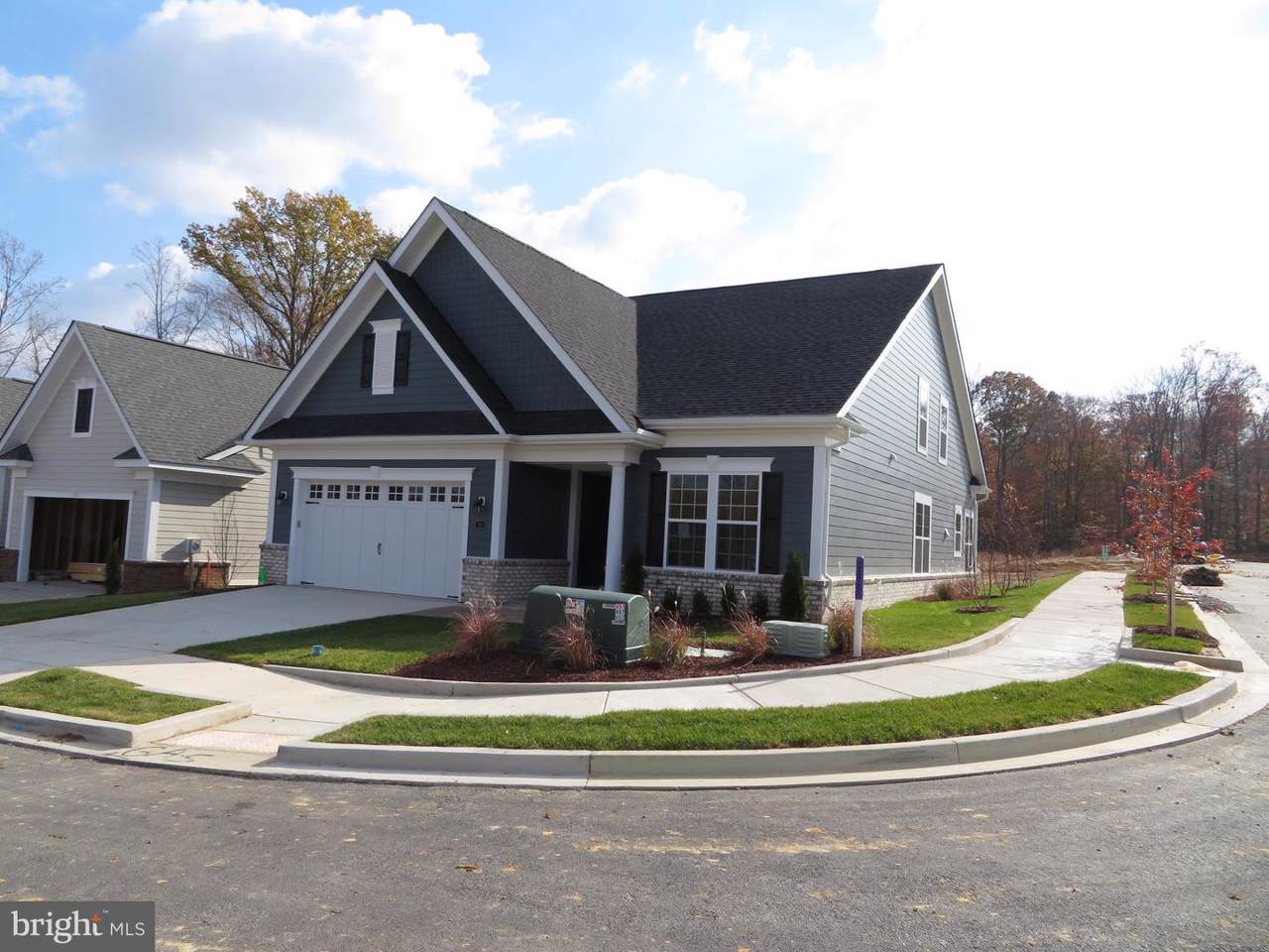 33 Mustang Drive - Photo 1