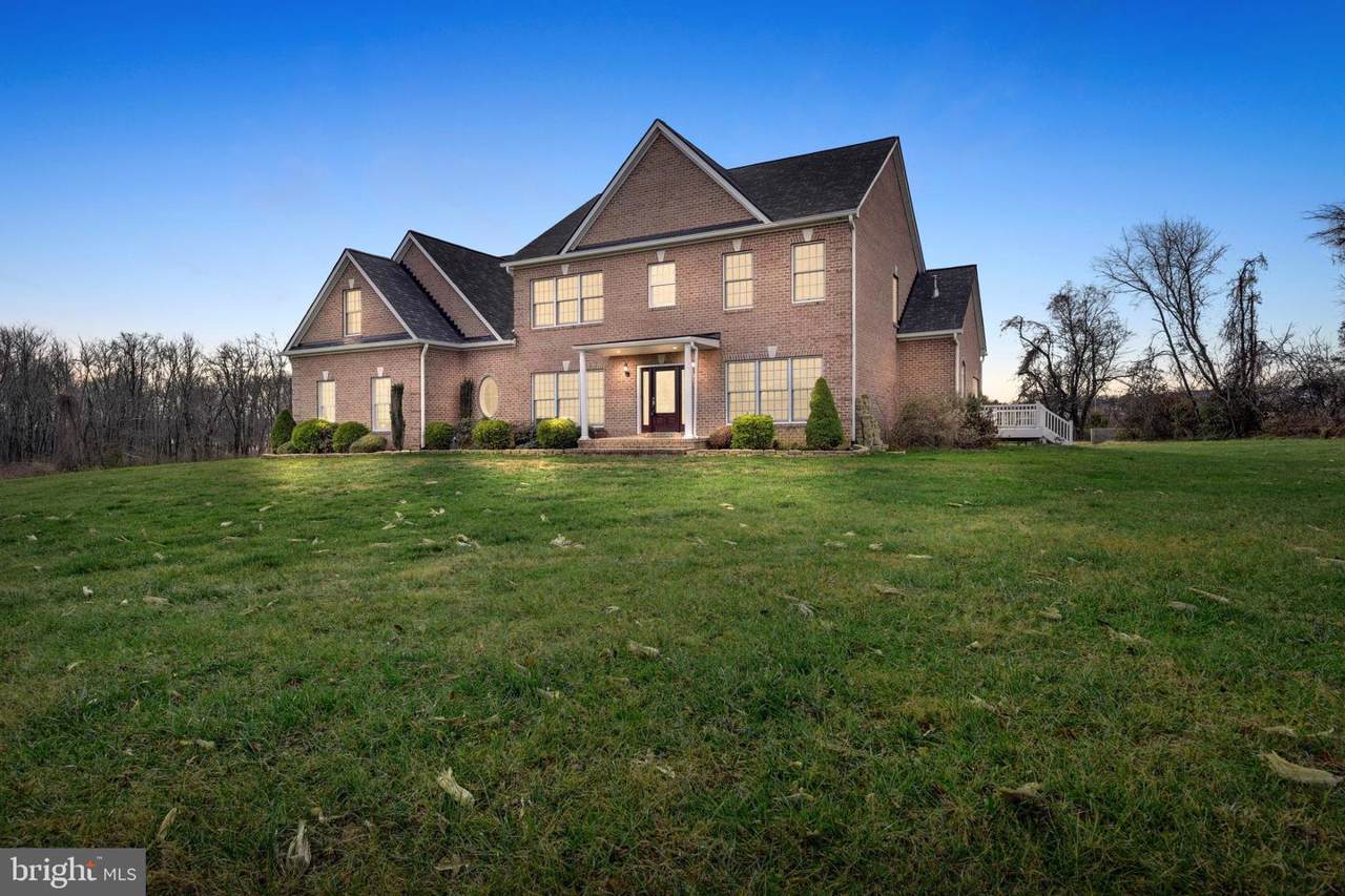 2033 Cox Road - Photo 1