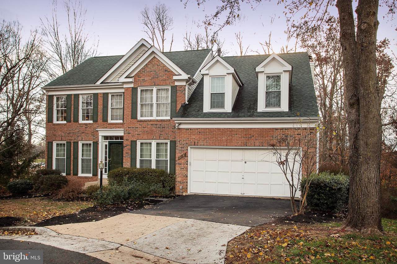 20687 Broadwater Court - Photo 1