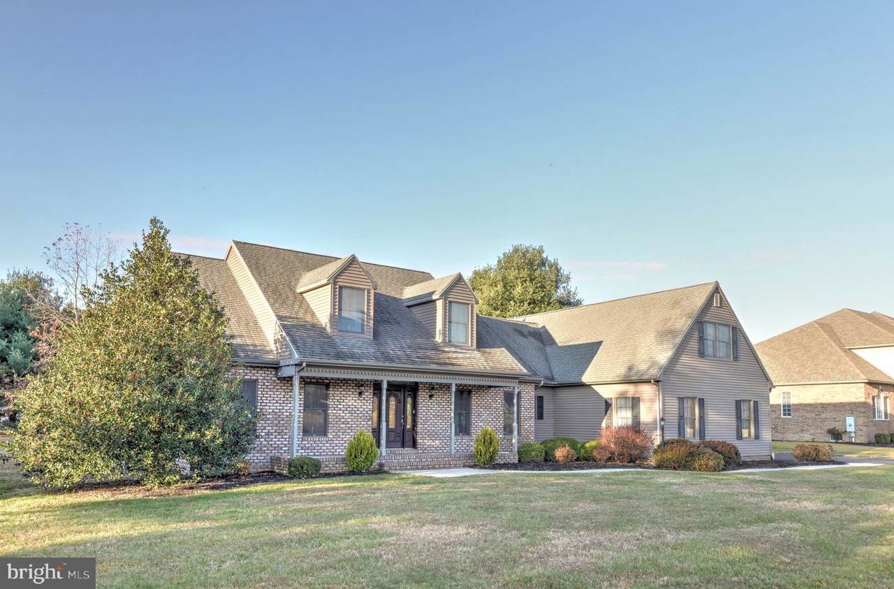 2 Lake Crest Drive - Photo 1