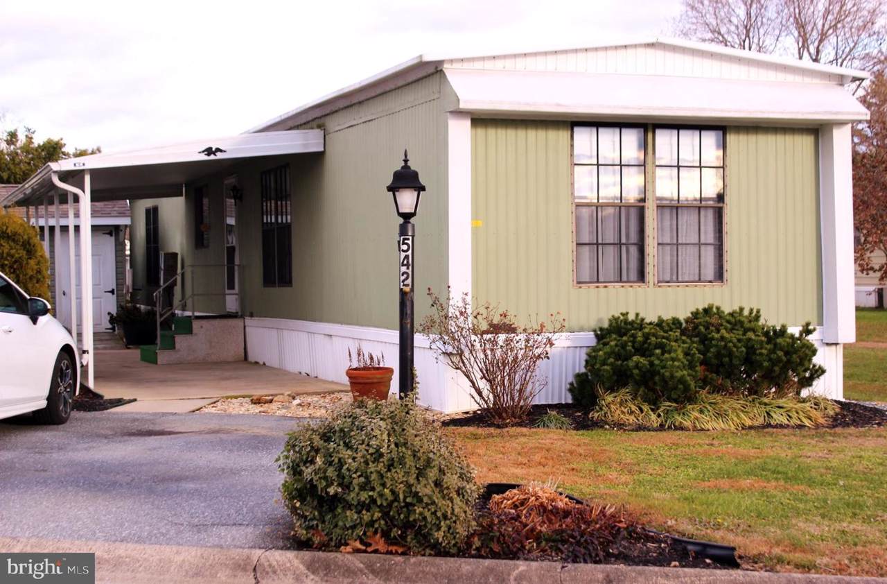 542 Holly Drive - Photo 1