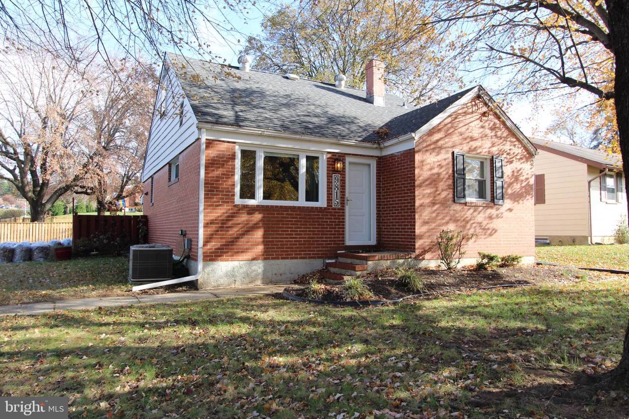 9815 Monroe Street - Photo 1