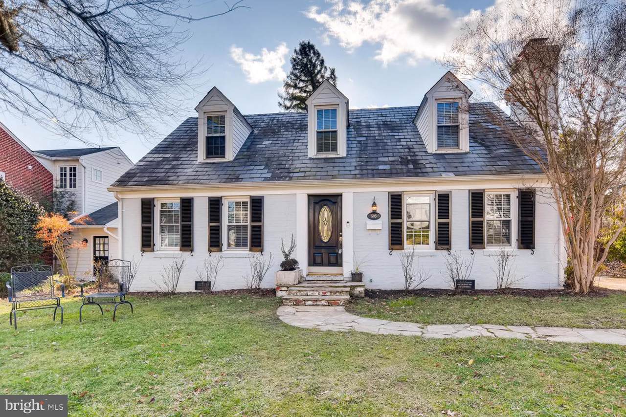 505 Piccadilly Road - Photo 1