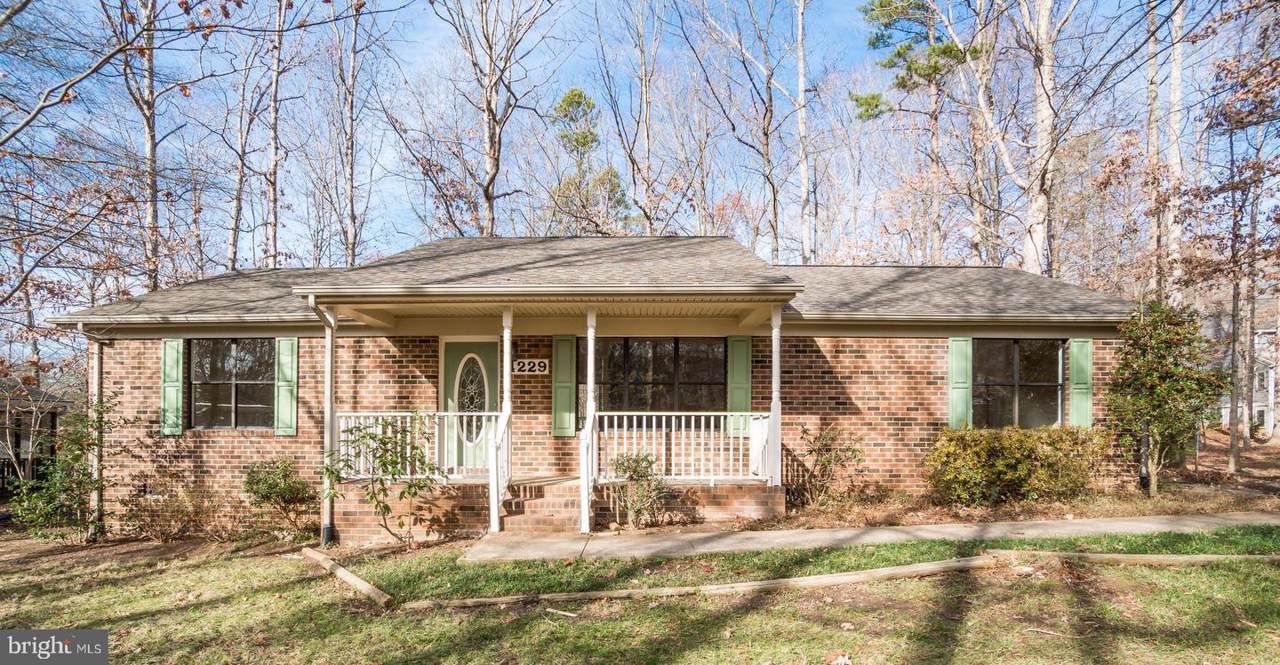 4229 Lakeview Parkway - Photo 1