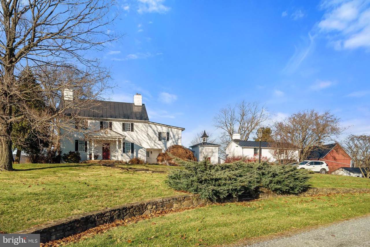 20775 Airmont Road - Photo 1