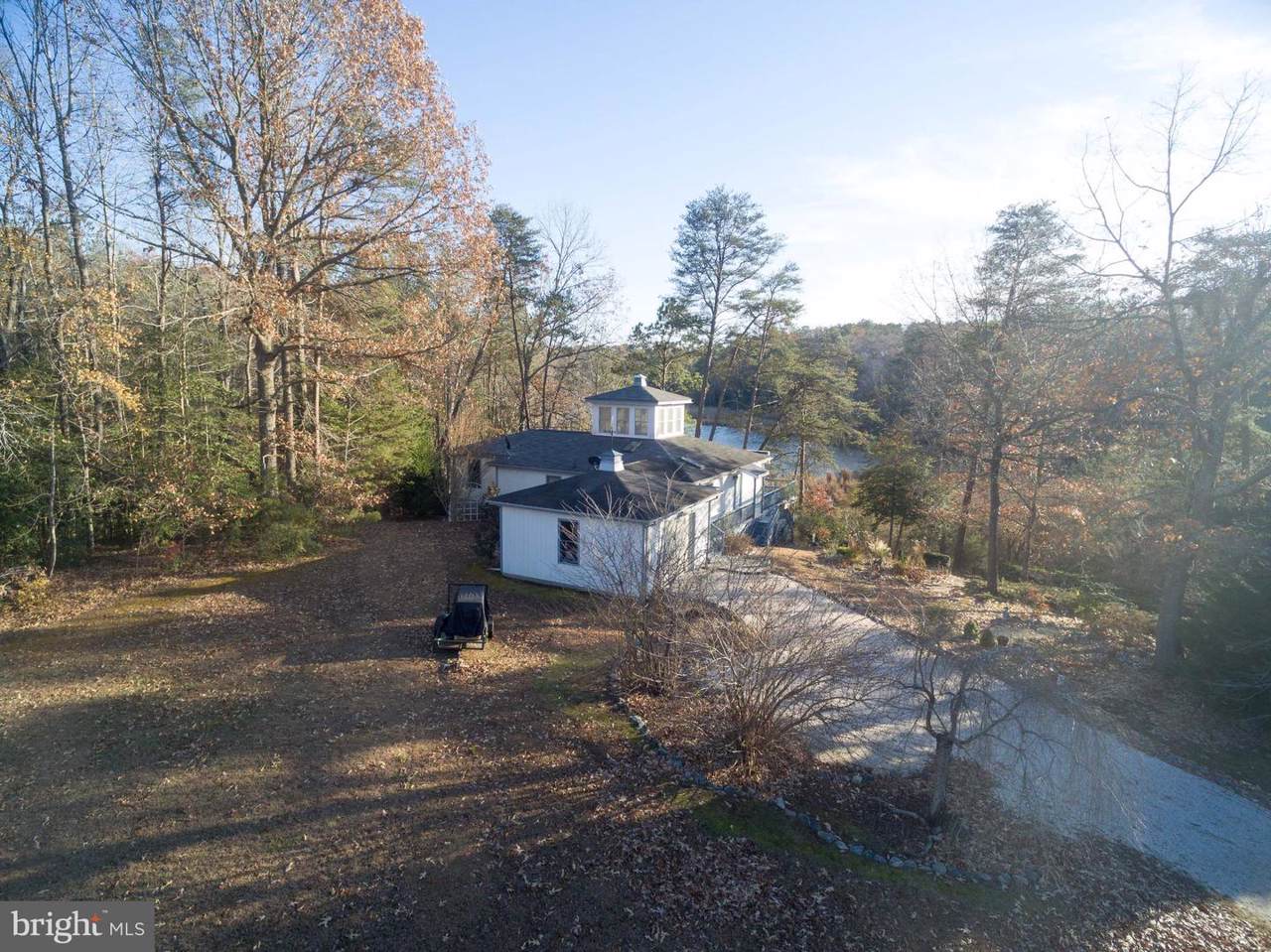 1 Lakeview Drive - Photo 1