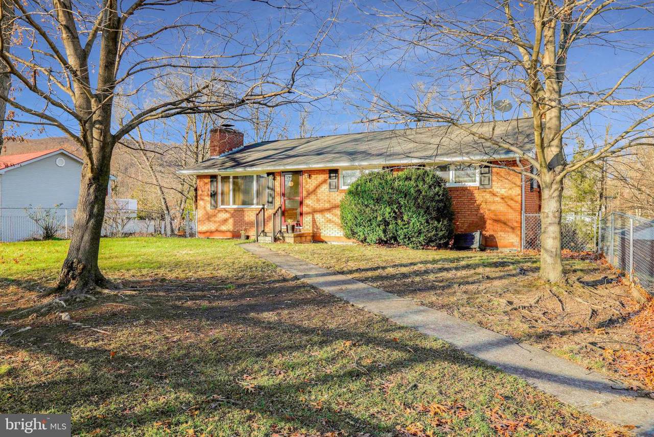 14103 Royal Oak Drive - Photo 1