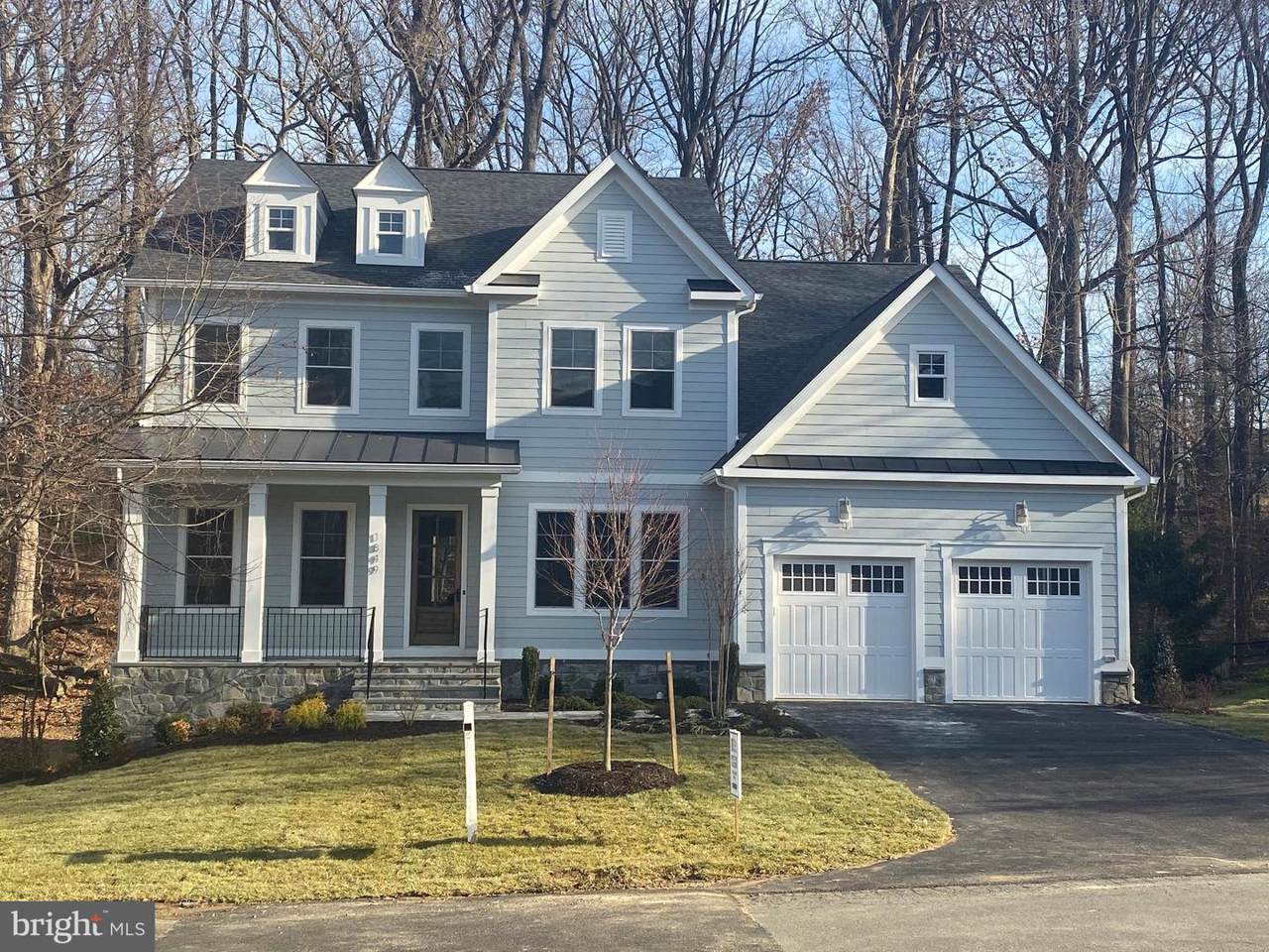 1849 Macarthur Drive - Photo 1
