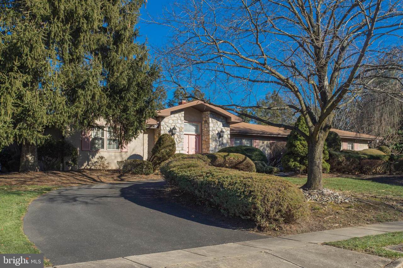 471 Hickory Road - Photo 1