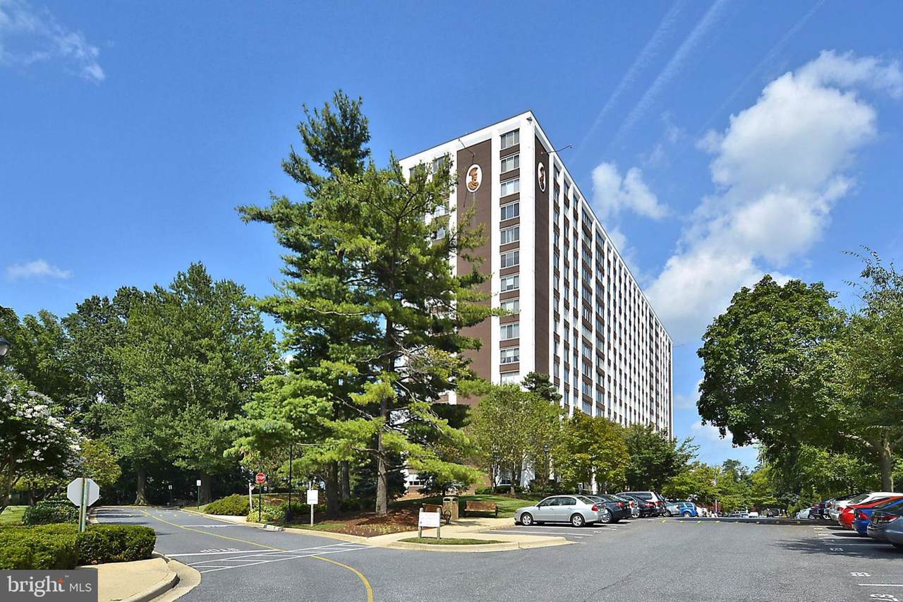 11801 Rockville Pike - Photo 1