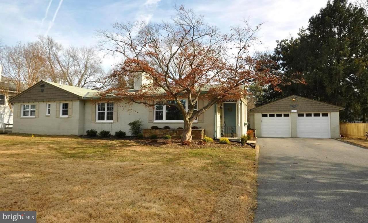 10311 Detrick Avenue - Photo 1