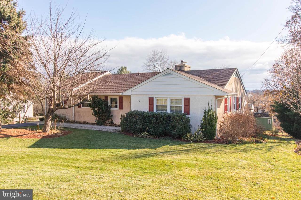 76 Hellberg Avenue - Photo 1