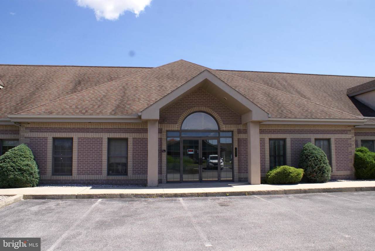455 Phoenix Drive - Photo 1